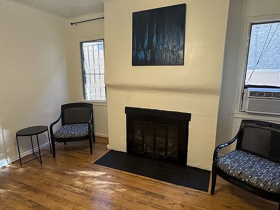 5th image of 3109 Berkeley Ave