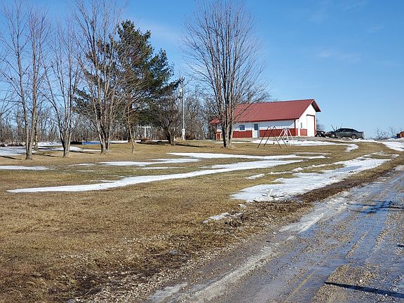 4th image of 20001 Highway 63