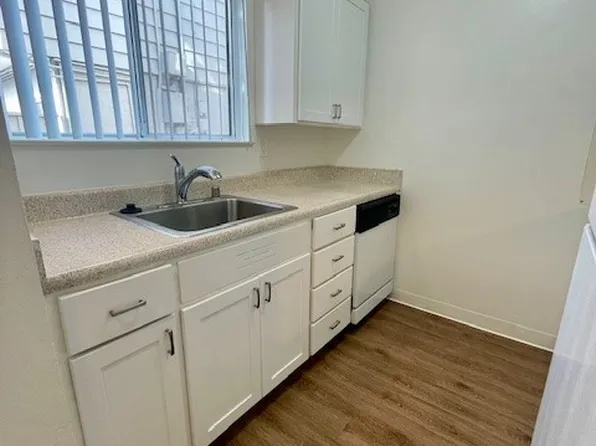 57 Tahoe Ct APT 6, Walnut Creek, CA 94596