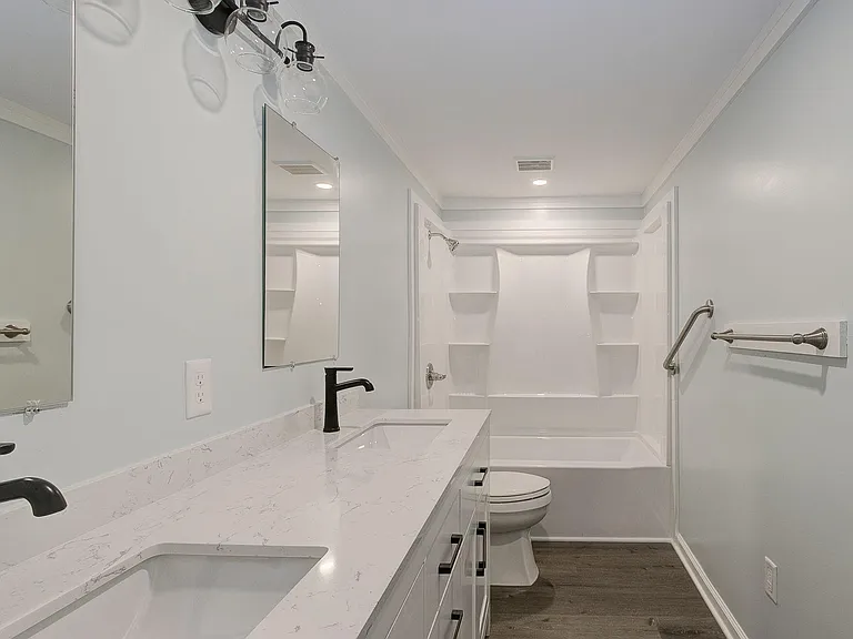 907 Green Meadow Dr — Photo 10