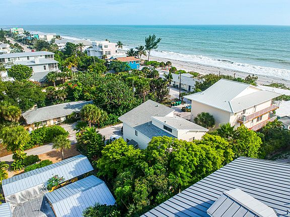 3rd image of 60 Beachcomber Ln #7