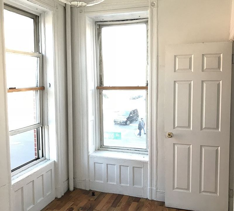1st image of 1098 Bedford Ave APT 4