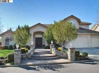 211 Murcia Ct, Danville, CA 94506