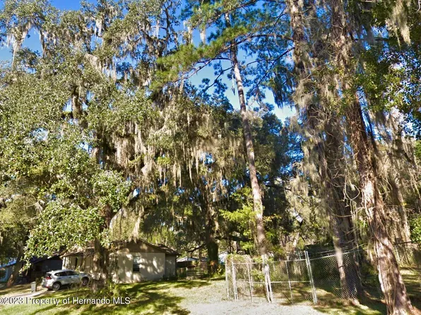 1 Bayport St, Brooksville, FL 34601