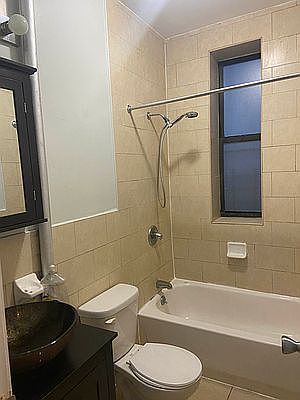 5th image of 570 W 159th St #2