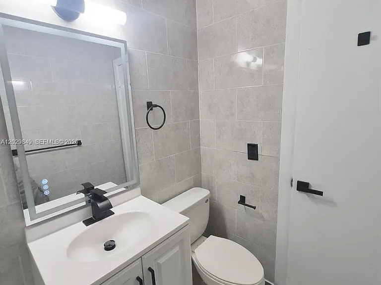 1239 Marseille Dr #103 — Photo 15
