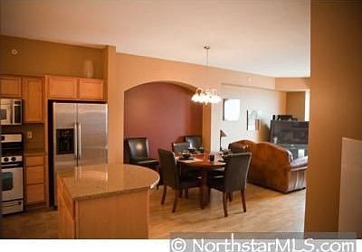 2nd image of 500 Grant St E #1603