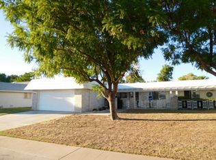 9514 W Oak Ridge Dr, Sun City, AZ 85351