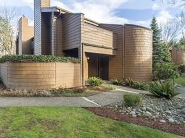 11500 NE 128th St APT 44