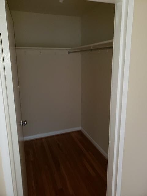 2nd image of 800 3rd St SW APT 2