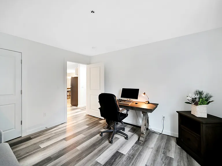 Mt. Nebo Apartments — Photo 71