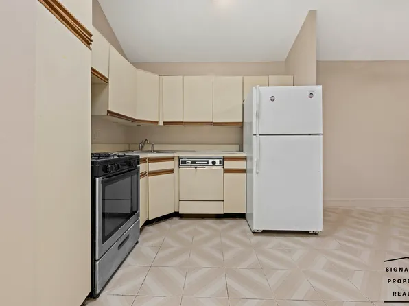 1105 East 72nd Street image 13 of 27