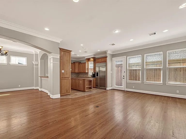 5319 Fayette St — Photo 12