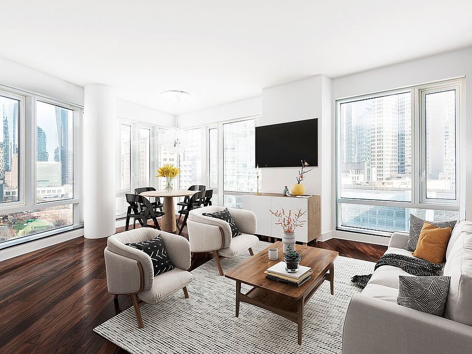 1st image of 70 Little St W #11B