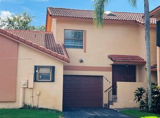 1043 SW 112th Ter, Hollywood, FL 33025
