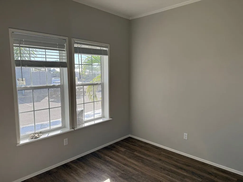 2 bed, 2.0 bath, 1251 sqft, $1,599 — Photo 4