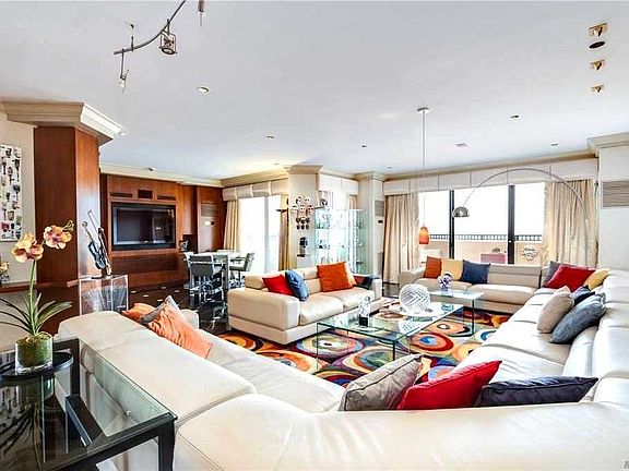 3rd image of 271-10 Grand Central Pkwy Penthouse D