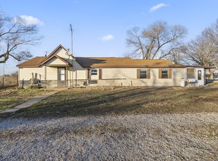 28 Mustang Dr, Buffalo, MO 65622