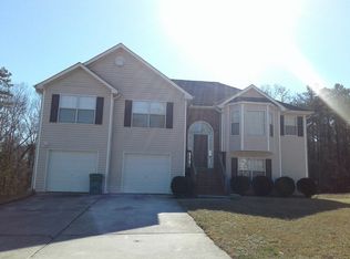7661 Pond View Ln, Lithonia, GA 30058