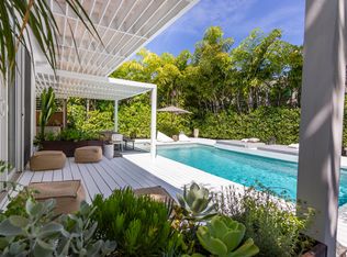 3001 N Bay Rd, Miami Beach, FL 33140