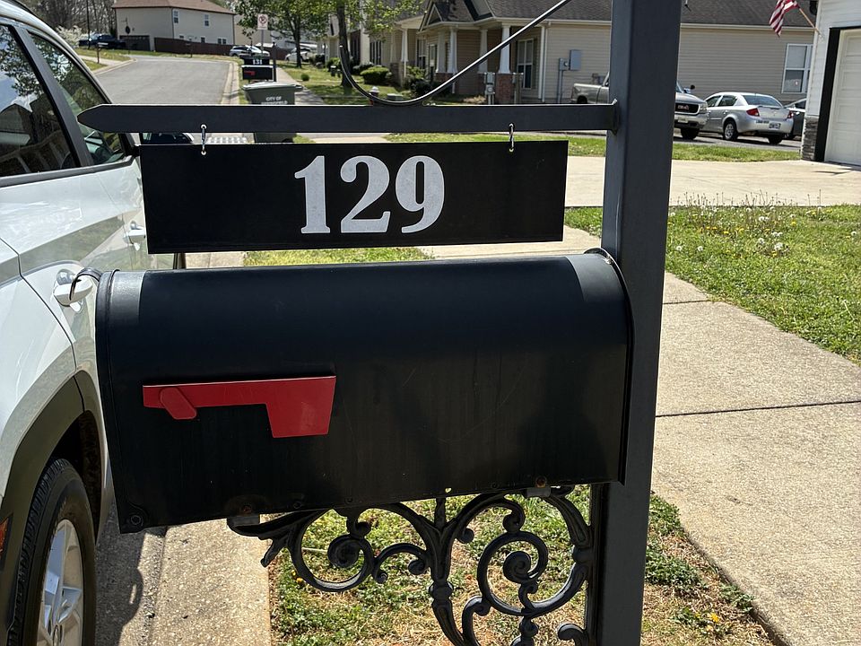 2nd image of 129 Dimaggio Dr