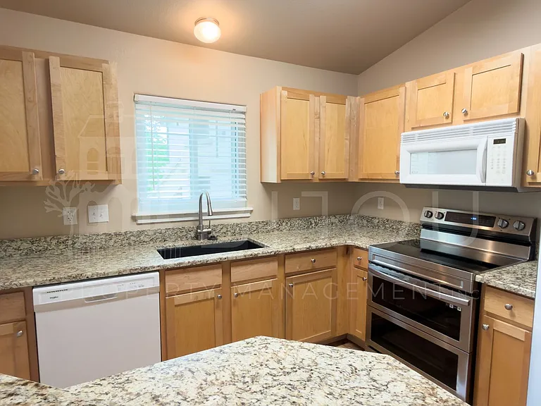 6925 Ash Creek Hts #203 — Photo 11