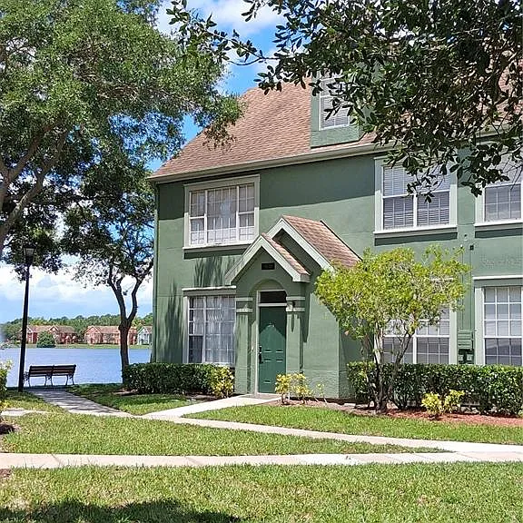 9020 Lake Chase Island Way #9020 — Photo 1