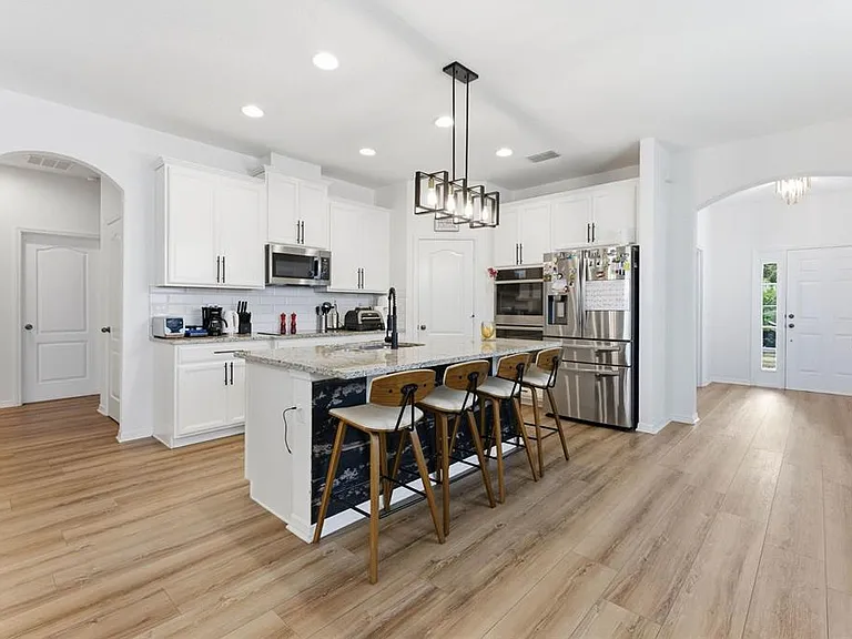 1840 Napoli Dr — Photo 14
