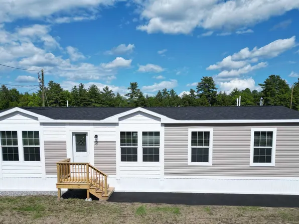 2 Wentworth Avenue, Tilton, NH 03276