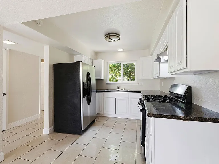 5943 Mack Rd — Photo 11
