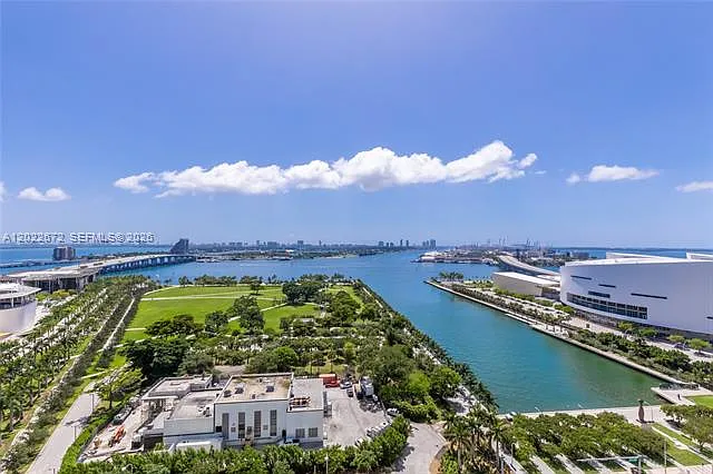 900 Biscayne Blvd #2002 — Photo 36