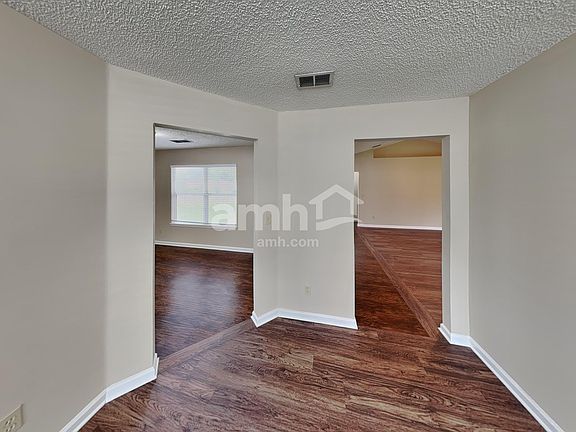 5th image of 11062 Gullwing Ct