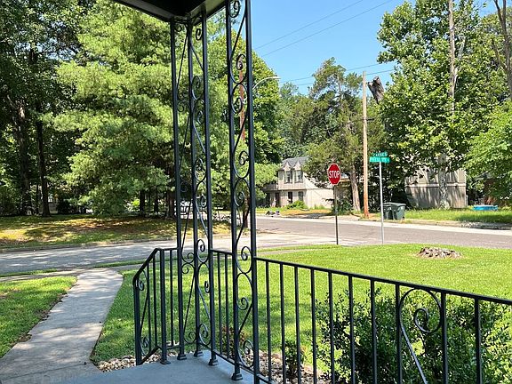 4th image of 3431 Carnes Ave