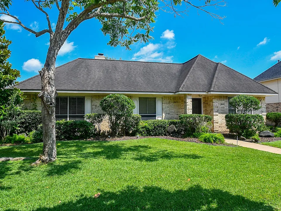 3107 Barnhill Ln