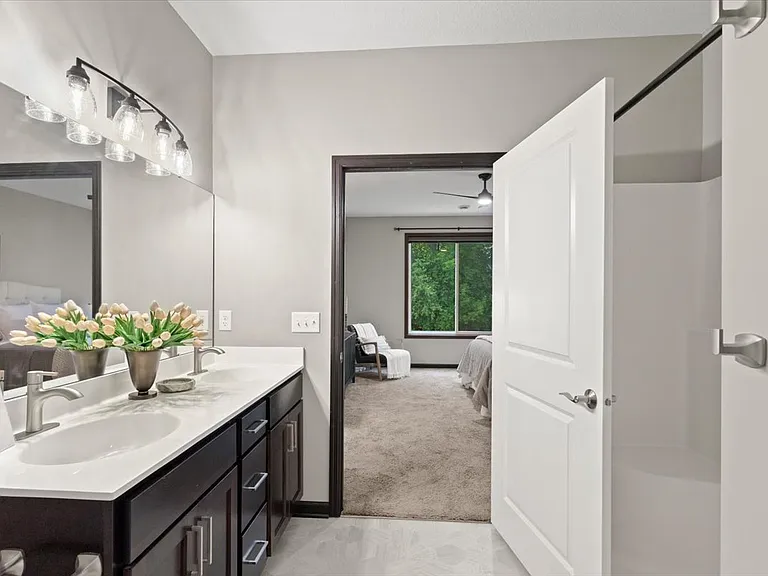 1017 109th Ct NE — Photo 20