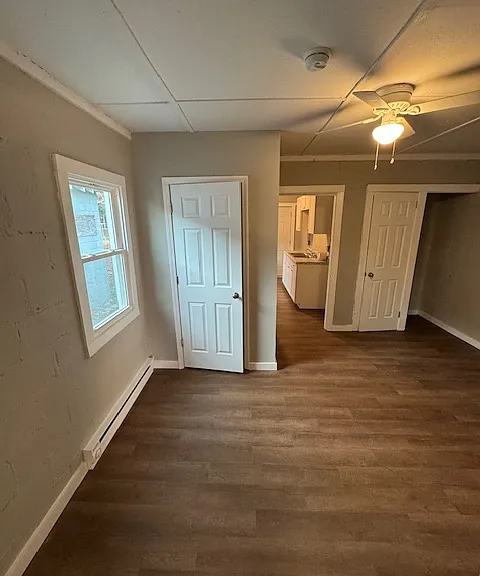 617 Lincoln St S #1 — Photo 2