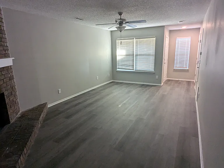 1978 E Wilkins Pl — Photo 14