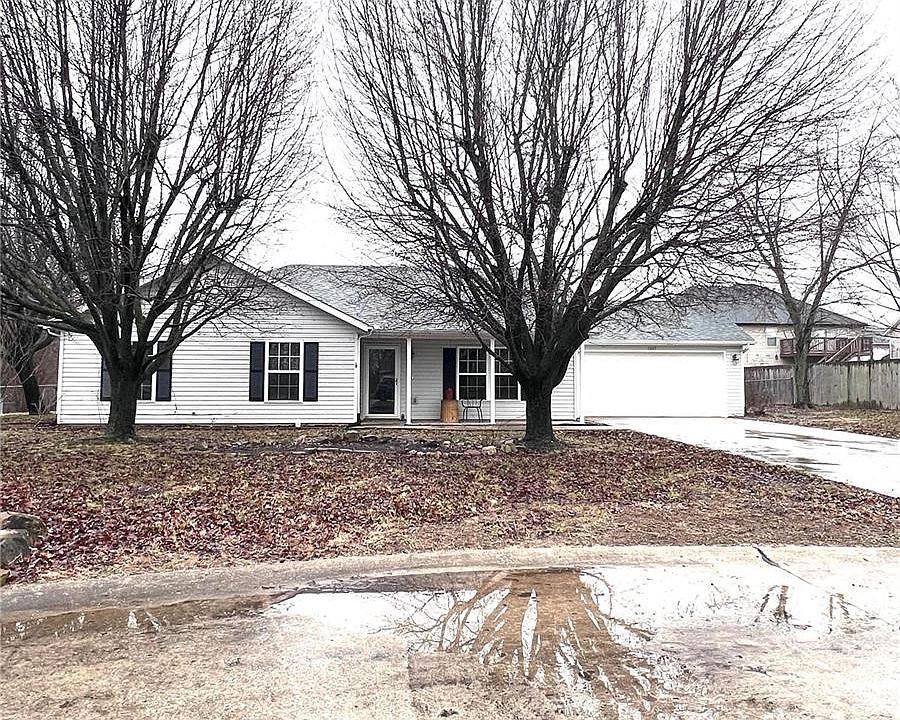 1st image of 1327 Platinum Ct