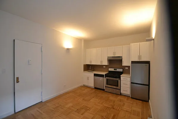 Rented by Bohemia Realty Group | media 14