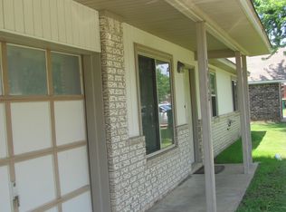 1412 S Greenwich Ave, Russellville, AR 72801