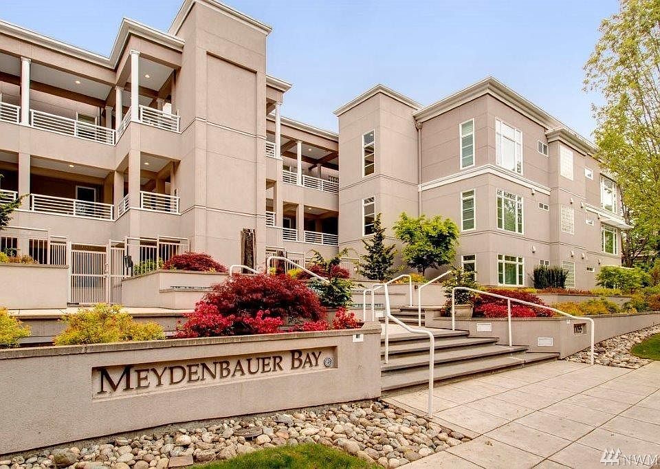 1st image of 10055 Meydenbauer Way SE APT 7