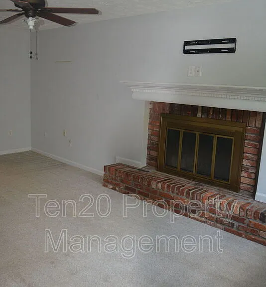 1815 Marilon Dr — Photo 29