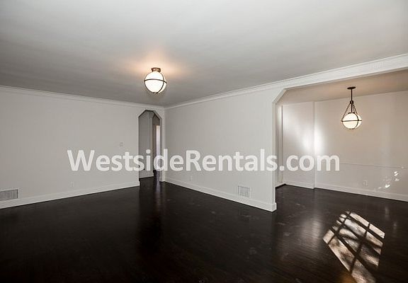2nd image of 7451 Hollywood Blvd APT 10