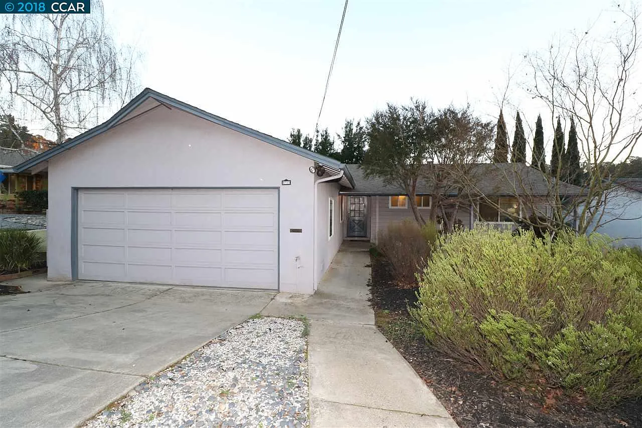 4810 Stacy St photo 1