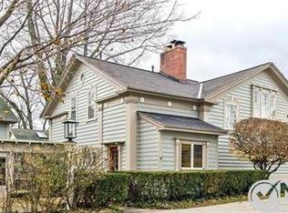 91 Mixer St, Douglas, MI 49406
