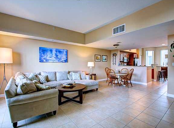 2nd image of 2130 Van Buren St APT 204