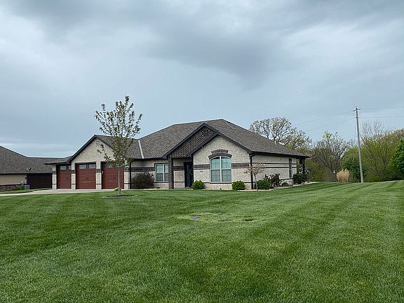 3rd image of 2804 Cantaberry Dr