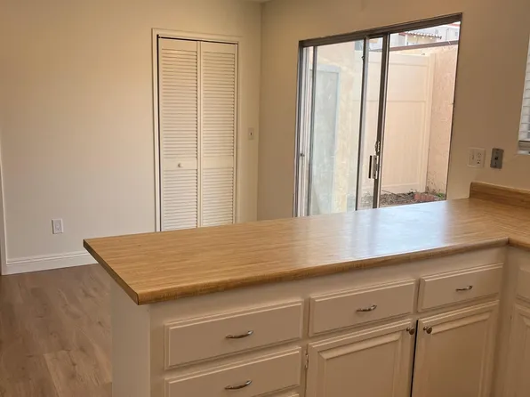 700 W La Veta Ave Unit K3, Orange, CA 92868