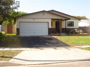 4913 Vanderhill Rd, Torrance, CA 90505