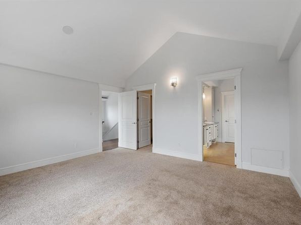 5 bedroom rental in West Vancouver — photo 16
